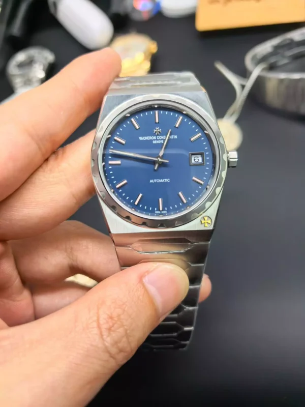 Vacheron Constantin Historiques 222 Blue Dial SS Bracelet 2455 movement