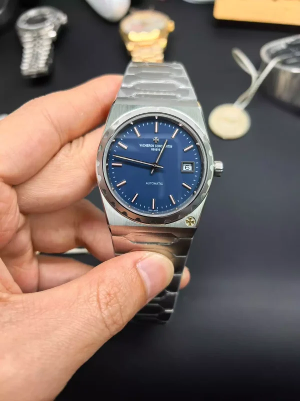 Vacheron Constantin Historiques 222 Blue Dial SS Bracelet 2455 movement